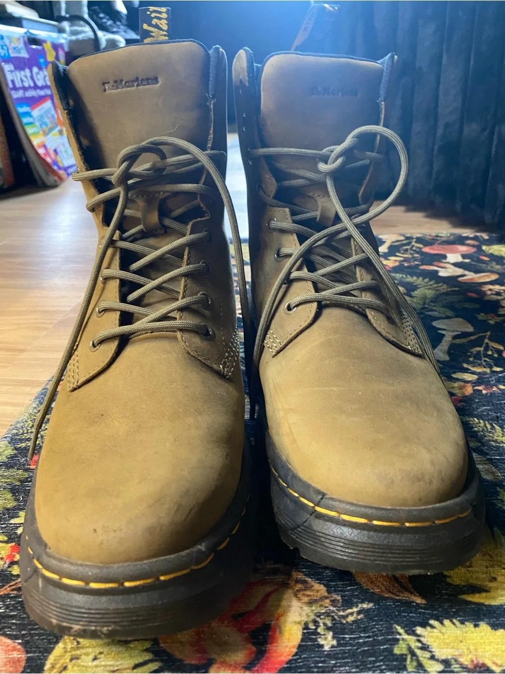 Dr. Martens Men's Tan/Brown Leather Lace-Up Boots